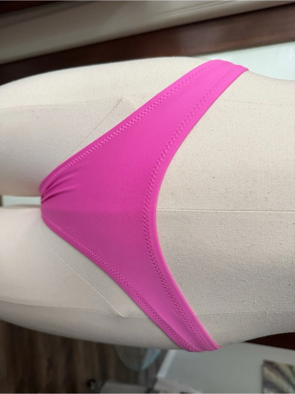 Skims swim top and bottom set size Small